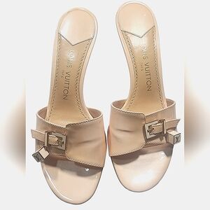 Authentic Louis Vuitton Mules Ligh Pink Nude Sandals . 39